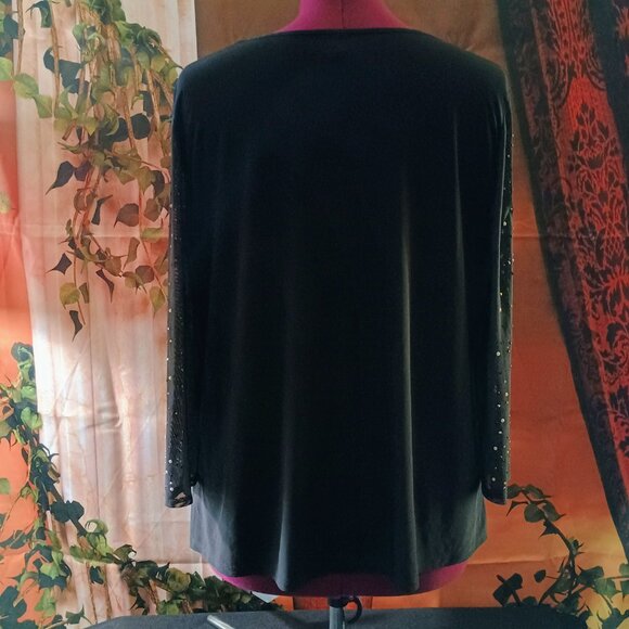 EUC: Per Seption Women Sze 1X Black with Rhinestone Sleeves Keyhole Blouse - Picture 2 of 4